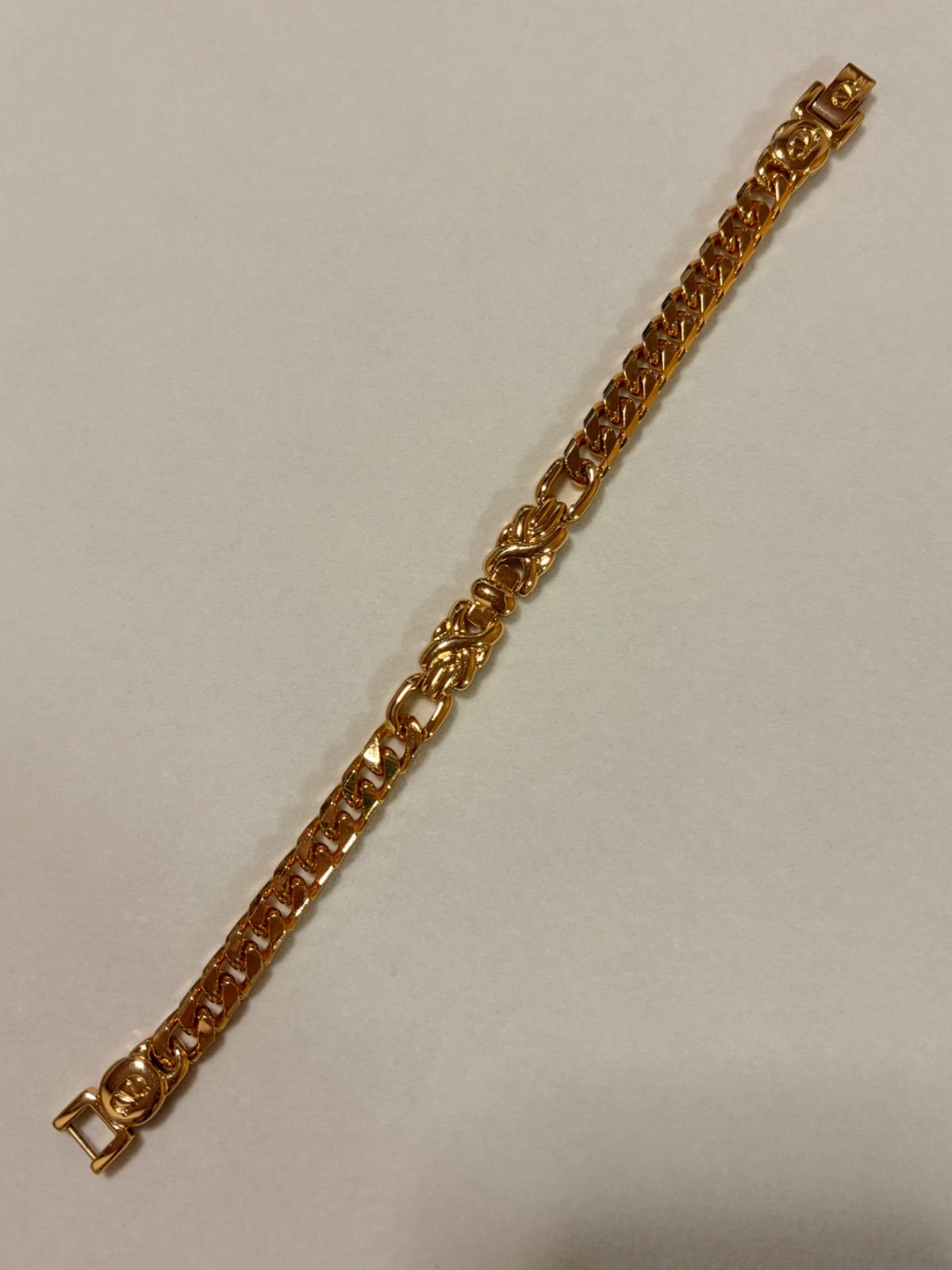 ヴァレンティノ ゴールドブレスレット 21cm