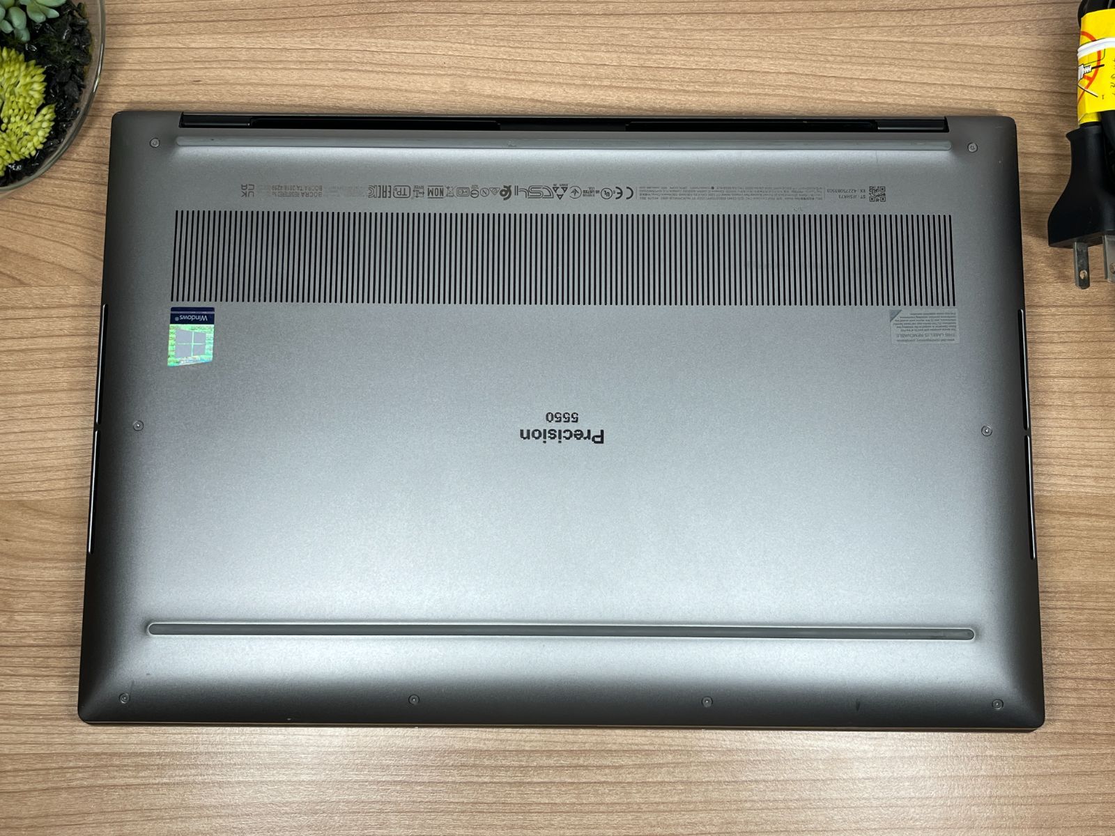DELL Precision 5550 i7/32GB/1TB RTX/Office2024 - メルカリ