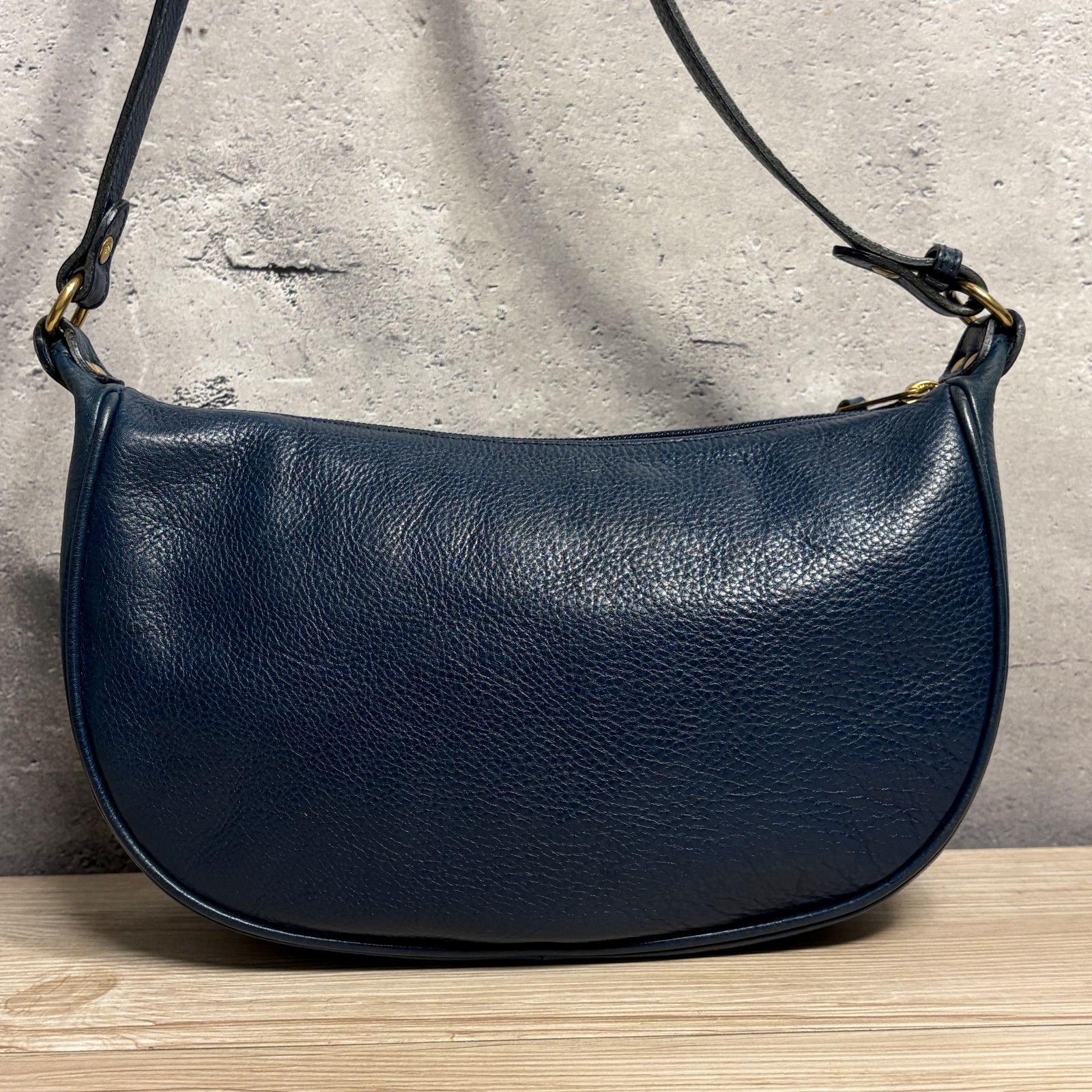 美品✨】イルビゾンテ ハーフムーン ショルダーバック ネイビー