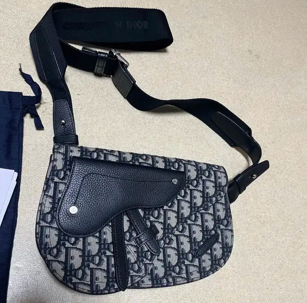 OS ディオール オブリーク ジャカード サドル クロスバッグ