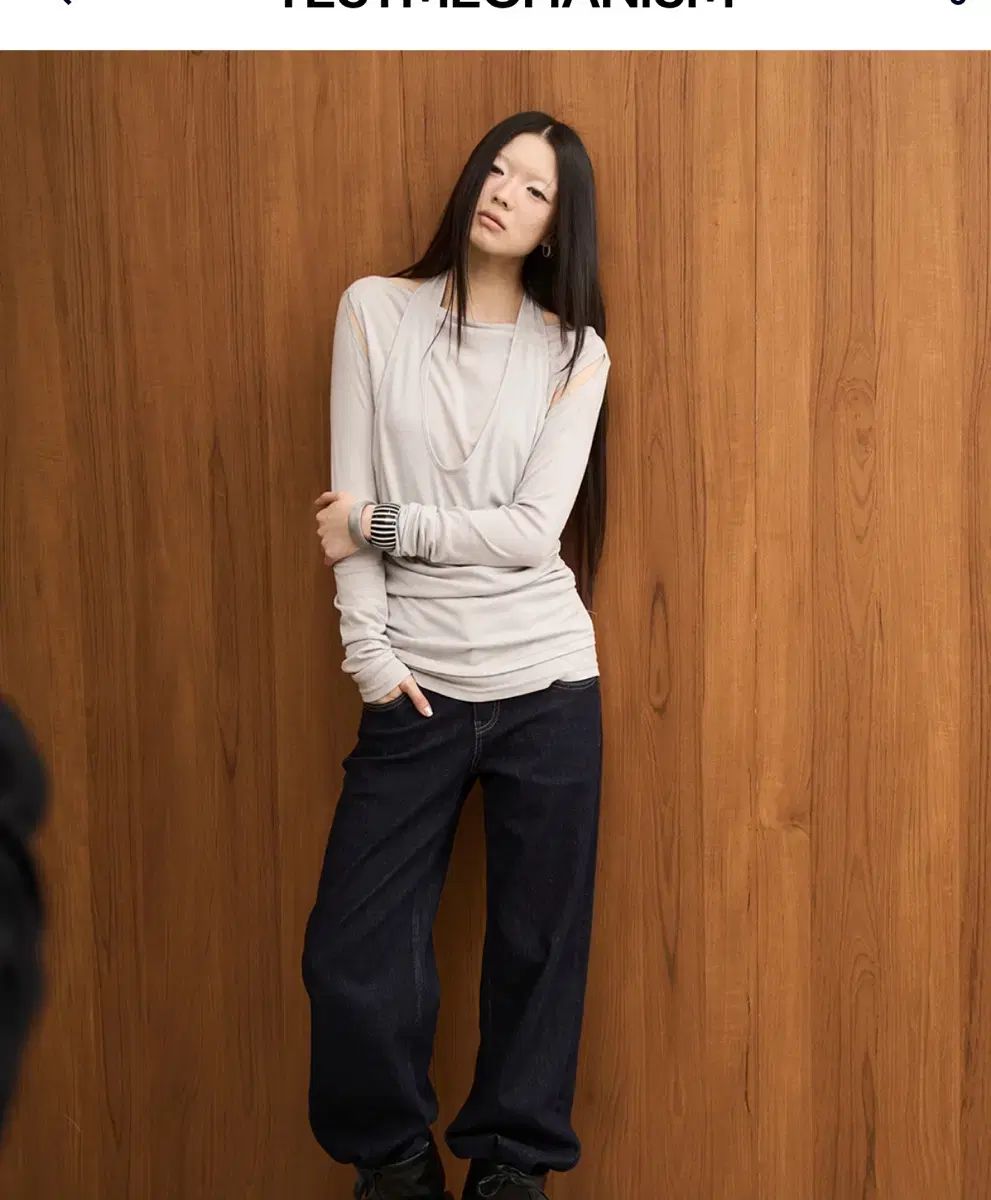 Testmechanism カットアウト Tシャツ