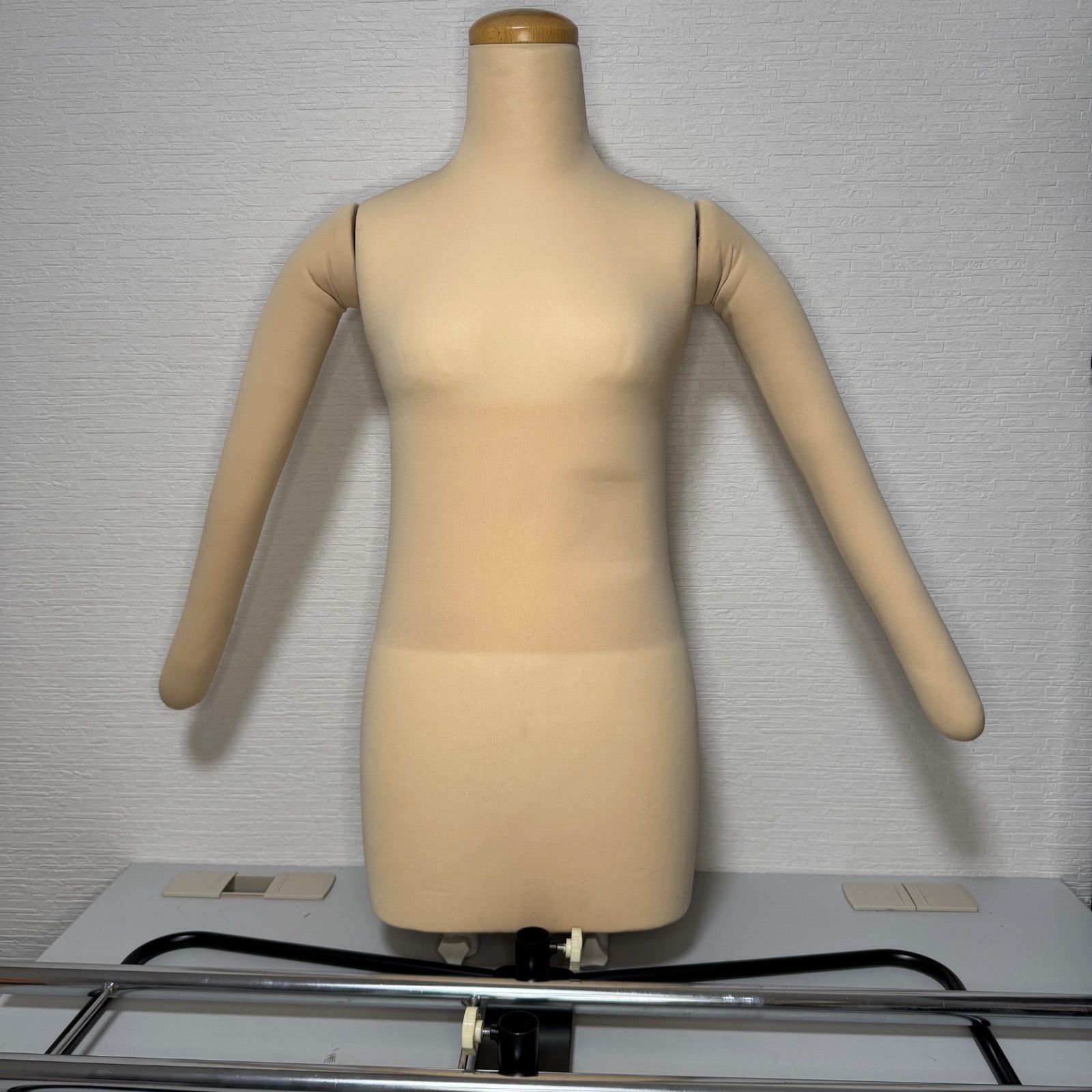 和装ボディ 腕付き 着付け用トルソー マネキン 着物 和装小物 スタンド付き アーム付き やや汚れあり