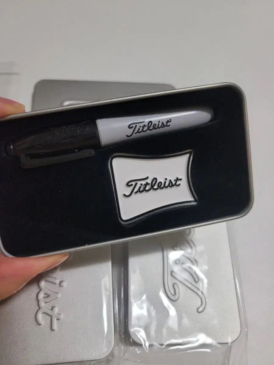 ☆福岡☆マリンワールド海の中道☆イルカ赤☆記念メダル☆茶平工業