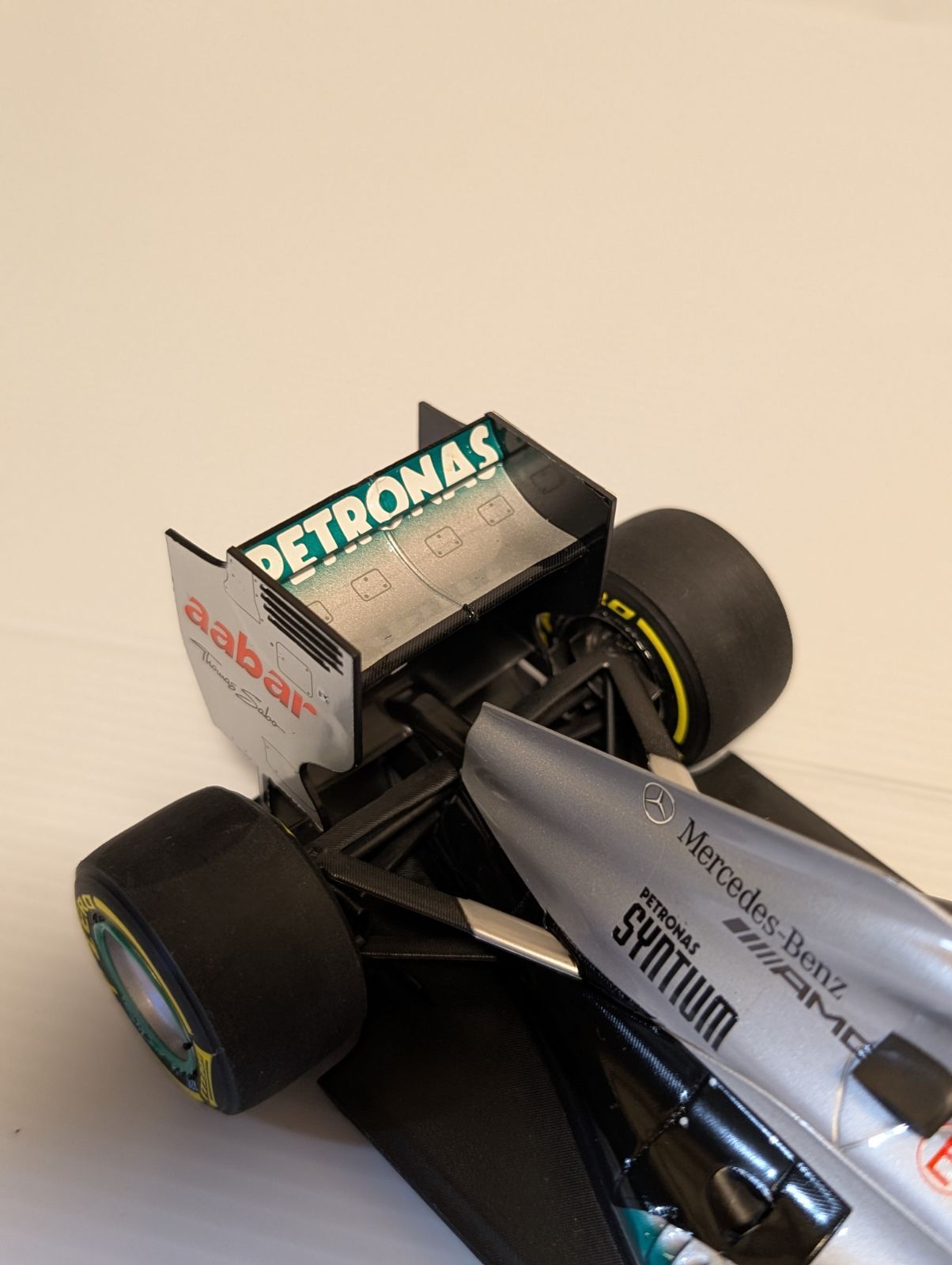 ミニチャンプス1/43メルセデスAMGW03 M.シューマッハ F1ラストレース ミニチャンプス1/43メルセデスAMGW03 M.シューマッハ F1ラストレース