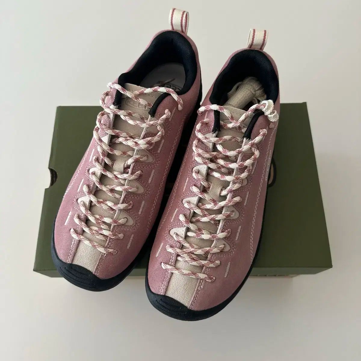 KEEN キーン ジャスパー スニーカー ノスタルジア ローズ