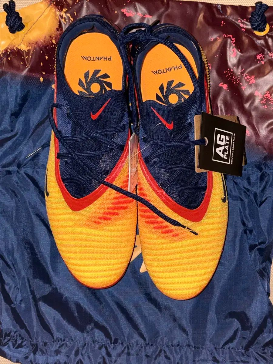 ナイキ FANTOM6 エリート AG ホールハン モデル