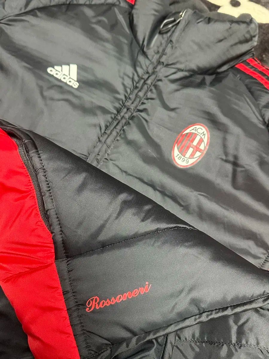 adidas08/09ミランNo.32ベッカム AC MILAN HOME 2009/2010 - Football Soccer - BECKHAM # 32 - LARGE