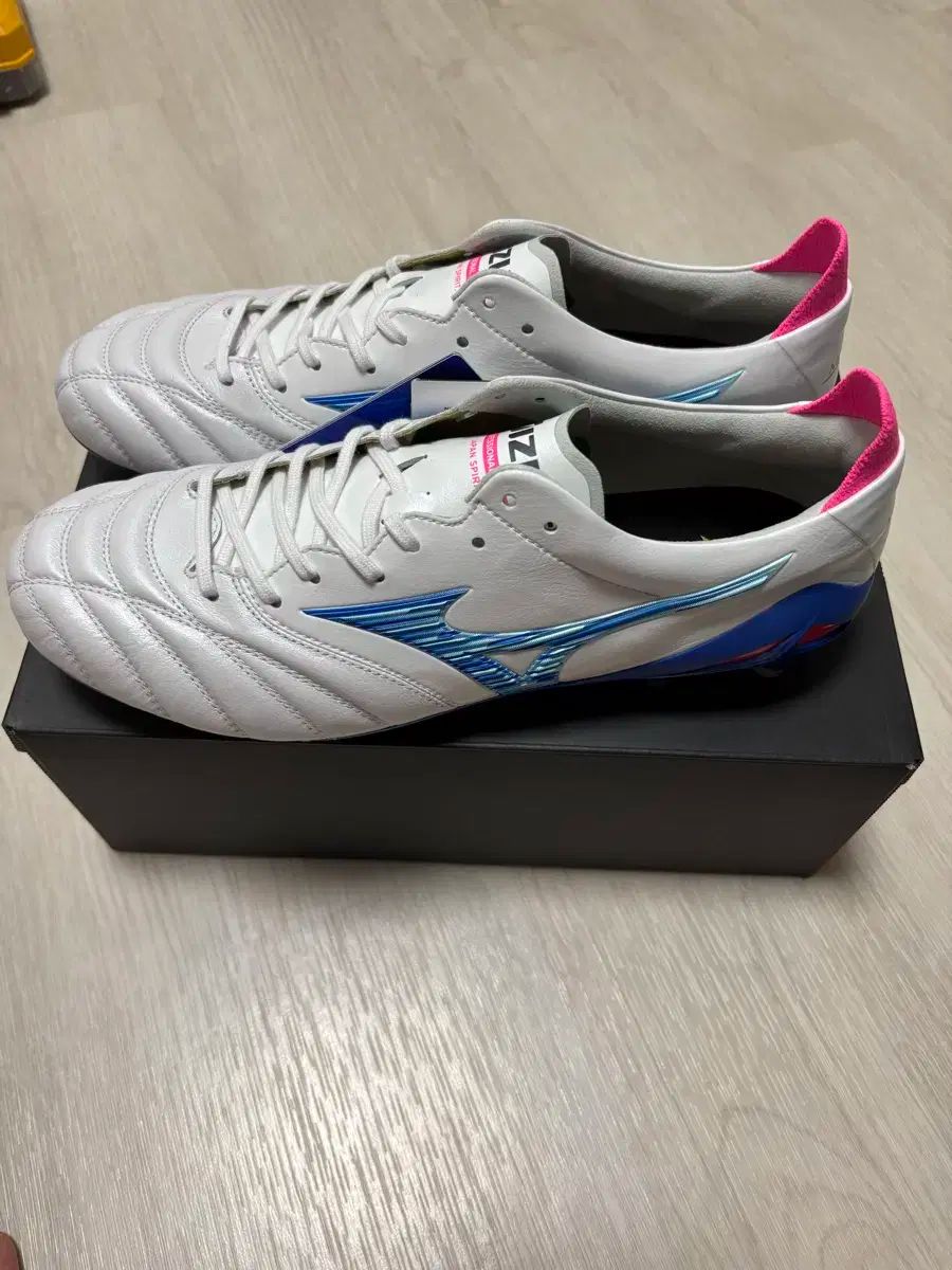 mizuno モレリア NEO4 ジャパン サッカーシューズ 26.5cm