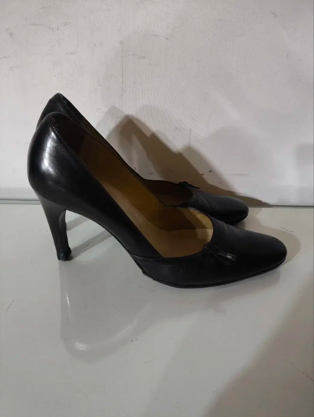235 240 mm バリー ブラックリボン ヒール 靴