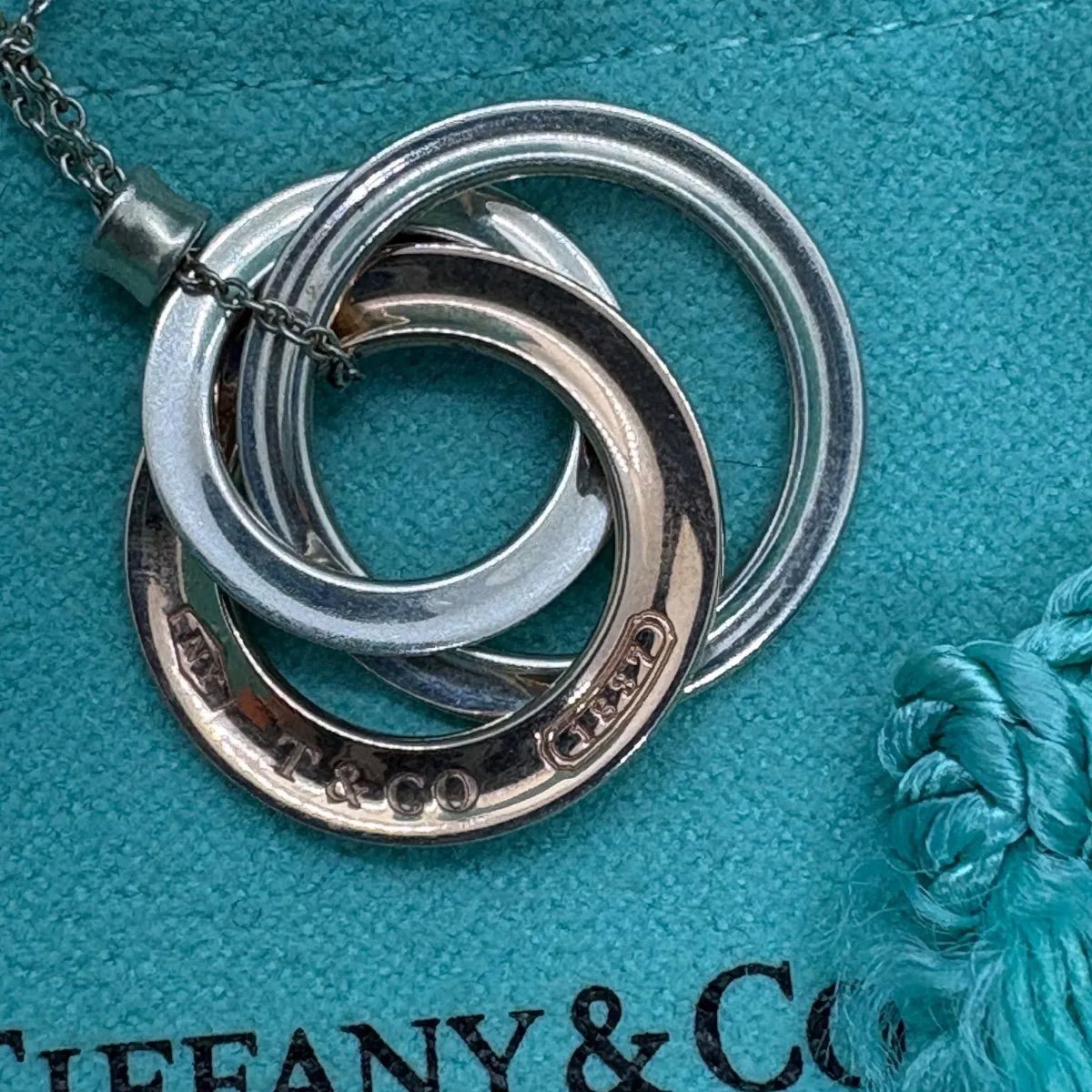 ティファニー インターロッキング サークル ネックレス 袋付 箱、紙袋付】Tiffany& Co.(ティファニー) インターロッキング サークル