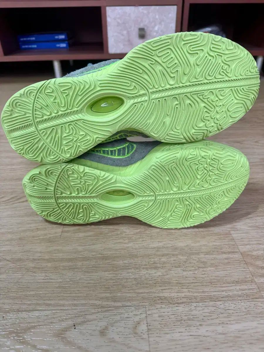  ナイキ レブロン 21 EP スウェード 280 mm シューズ(男性用) バスケットボール