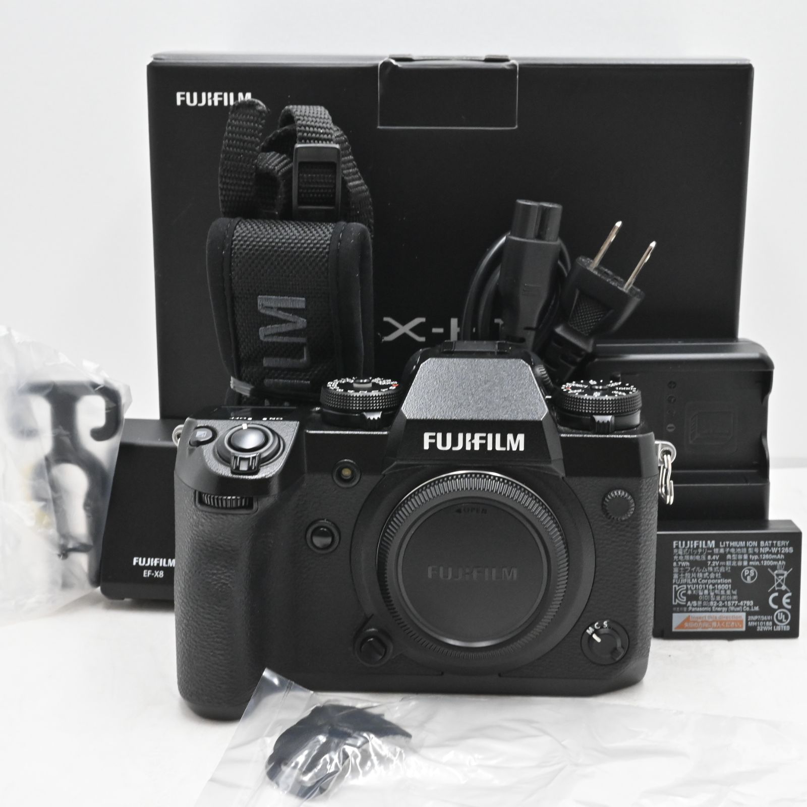 ショット数 162 富士フイルム FUJIFILM ミラーレス一眼カメラ X-H1ブラック