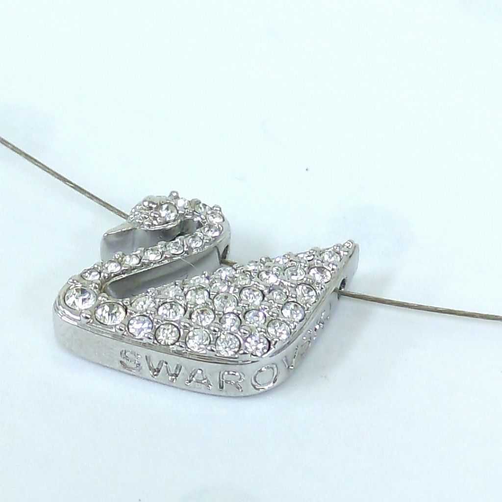 SWAROVSKI ラインストーン 鳥 SILVER ブローチ 〈202-6〉 SWAROVSKI ラインストーン 鳥 SILVER ブローチ 〈202-6〉 - メルカリ