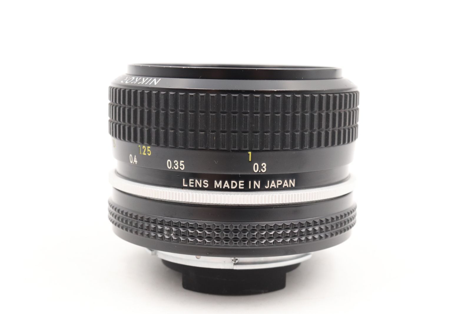 美品☆Nikon Ai NIKKOR 28mm F3.5 ニコンFマウント 広角レンズ