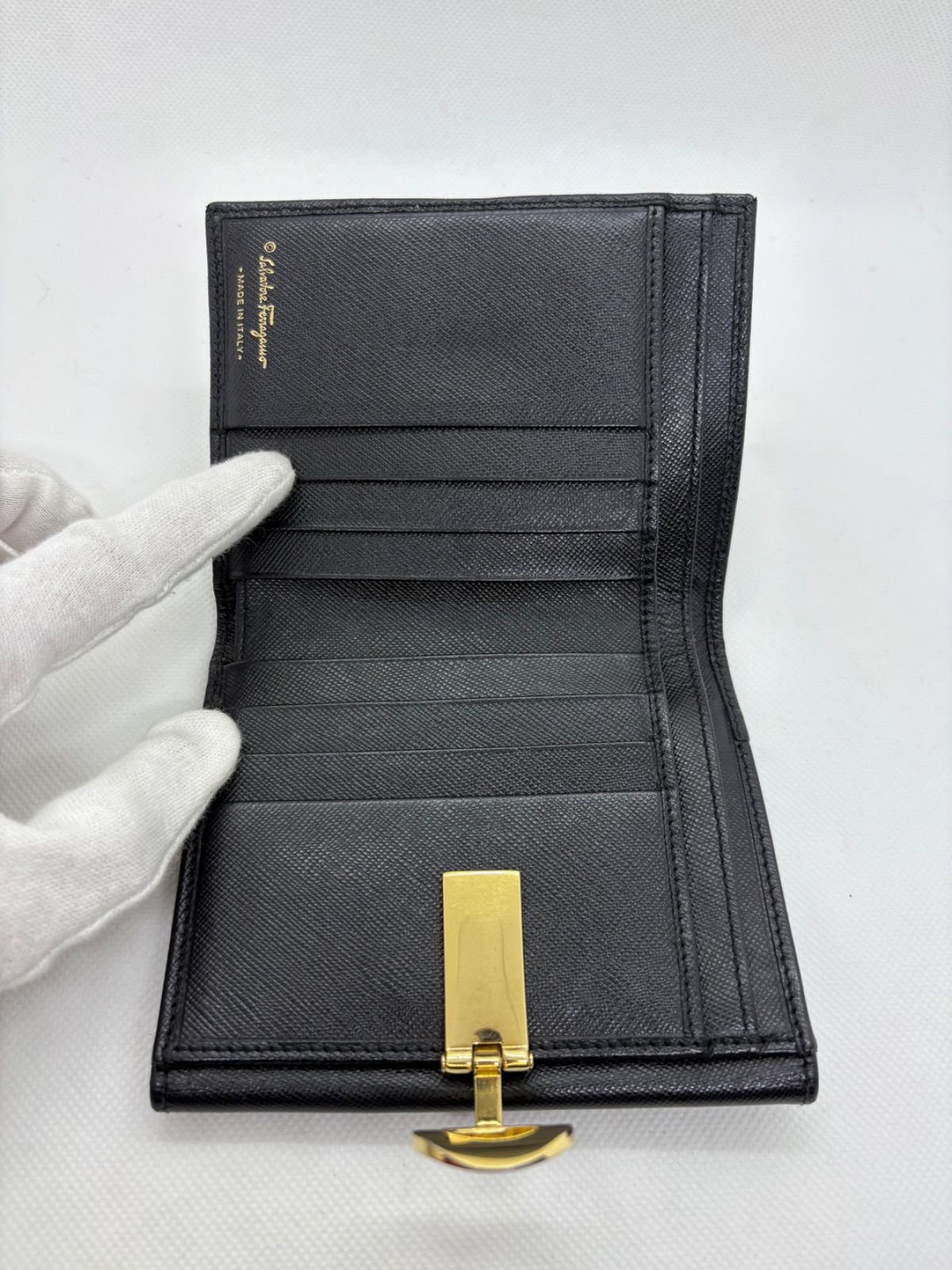  Salvatore Ferragamo サルヴァトーレ フェラガモ 二つ折り 財布 レザー ガンチーニ 二つ折り財布 折り財布