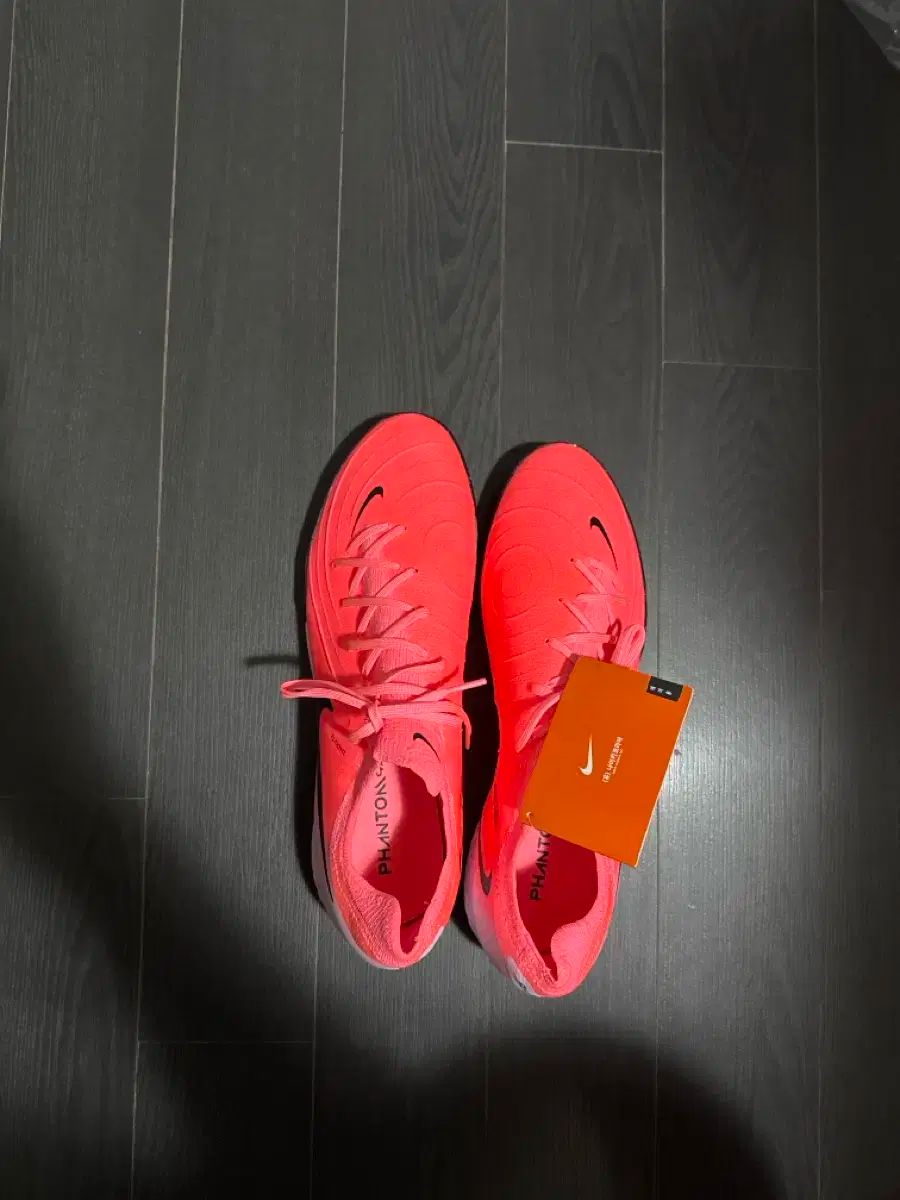 ナイキ FANTOM gx 2 プロ tf