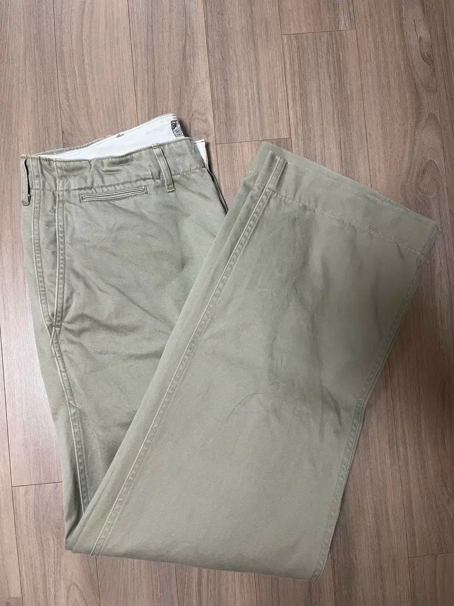バズリクソンズ チノ カーキ COLOR 34