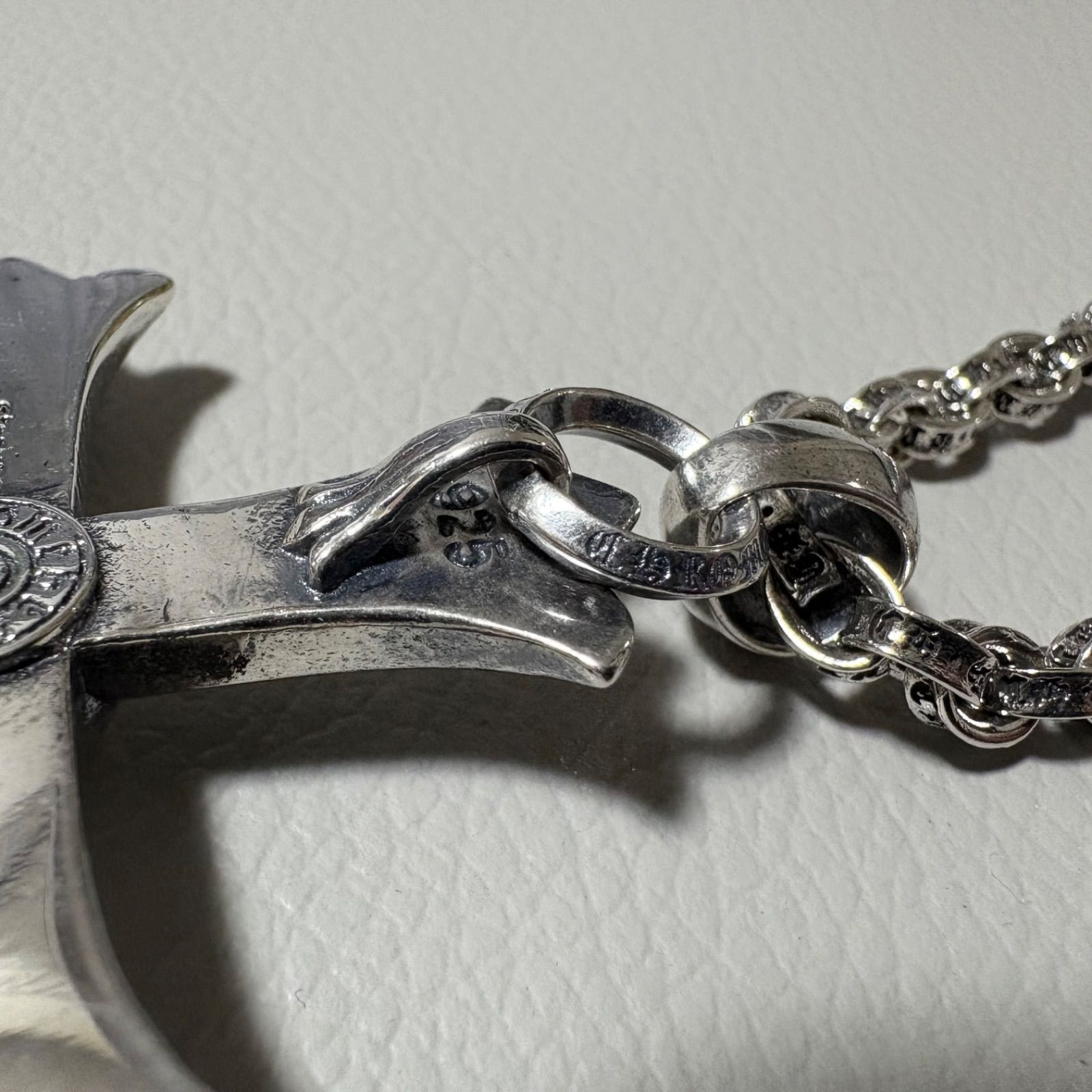 クロムハーツCHクロスペンダント ラージ with ベイル ペーパーチェーン