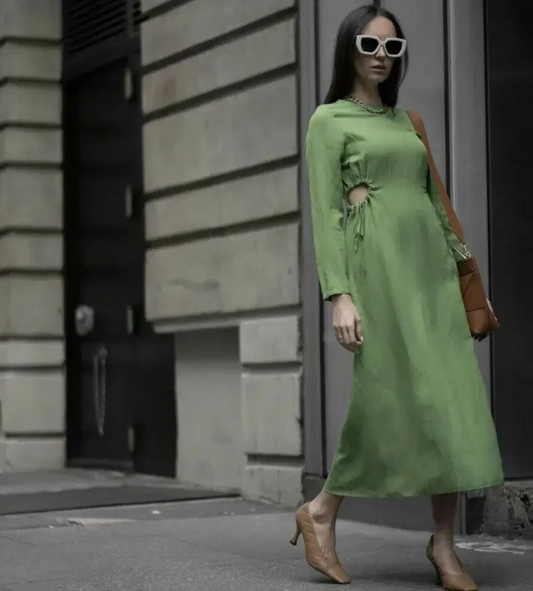  ザラ リネン カットアウト ONE PIECE グリーン 長袖 七分袖 その他