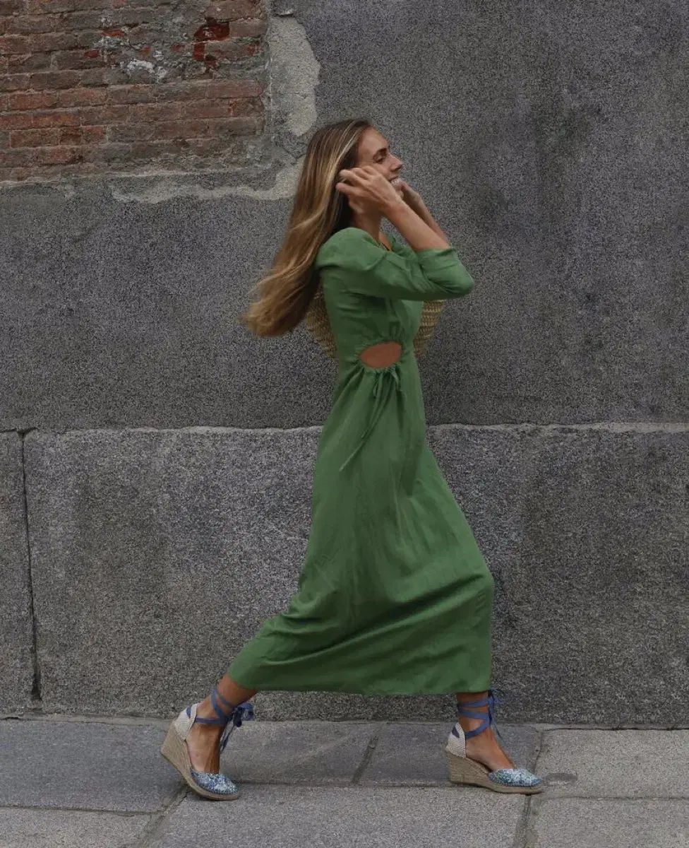 リネン カットアウト