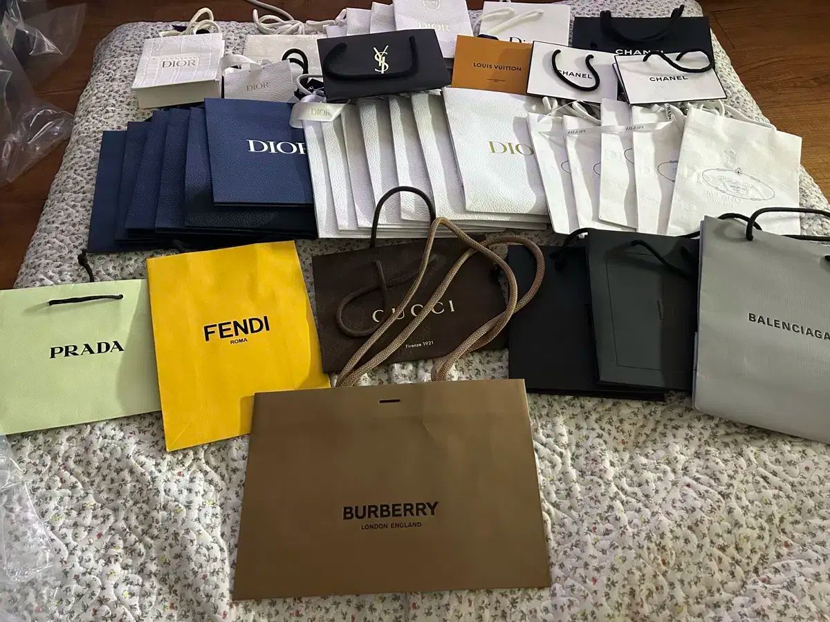 ブランド お買い物バッグ38個まとめ優先