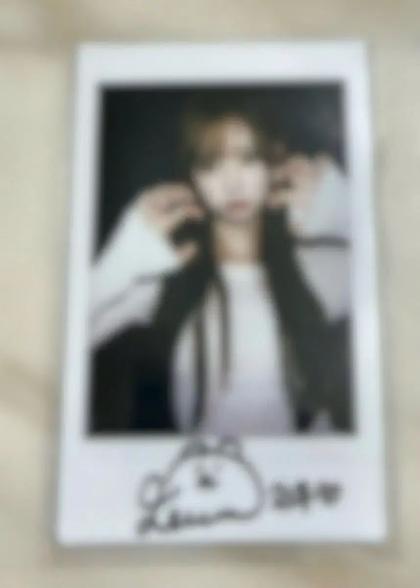 トリプルエス ジウ サイン入りチェキ