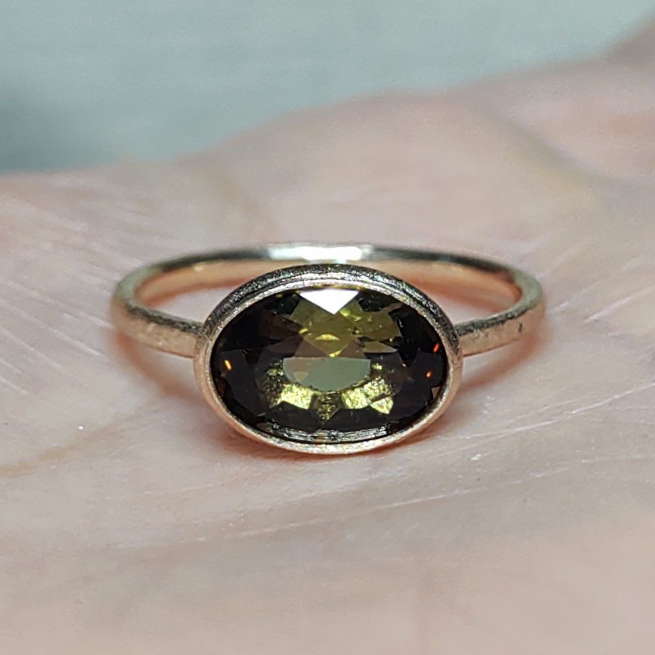 郷愁の指輪 アンダリューサイト