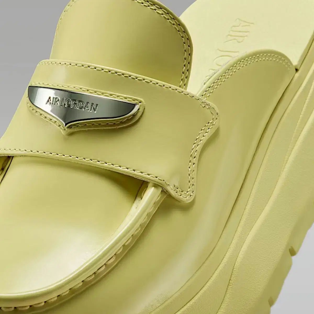 ミュール ローファー