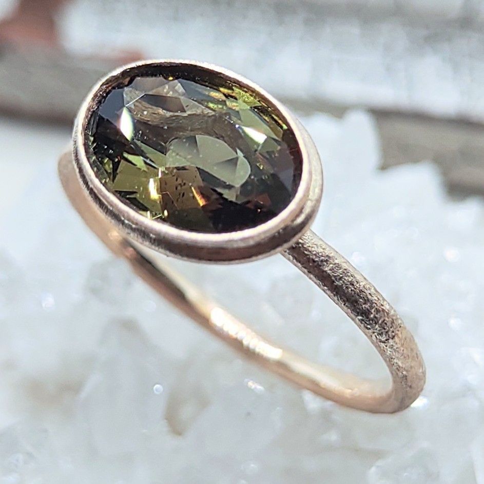 アンダリューサイト