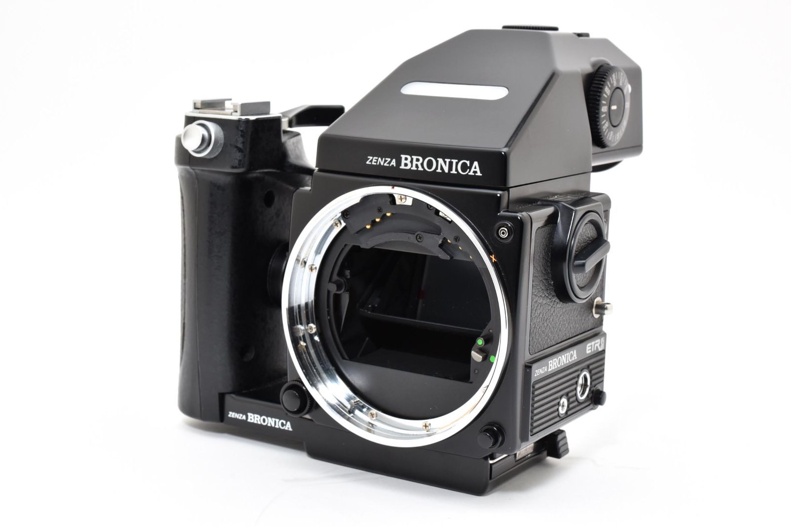 ゼンザブロニカ ZENZA BRONICA ETR Si ボディ AE III ファインダー シャッターOK
