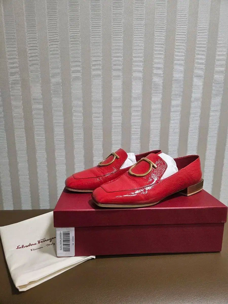 FERRAGAMO フェラガモ Lana レディース 靴