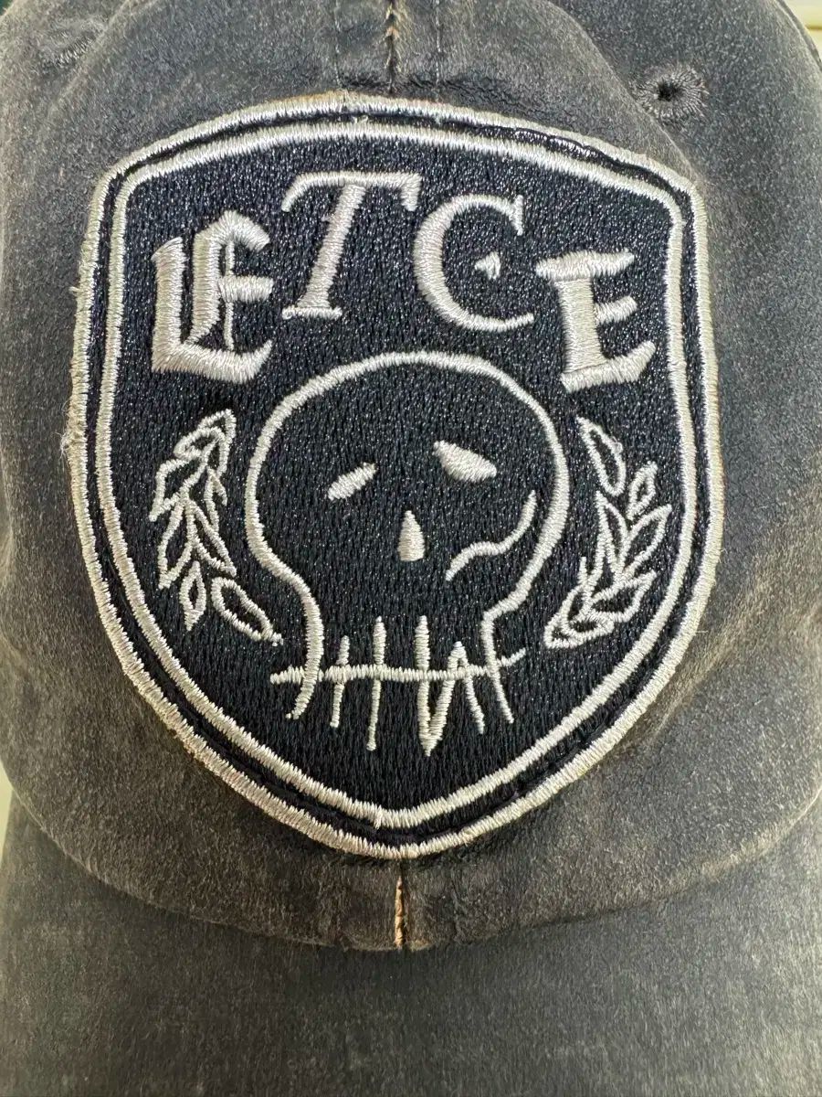 ETCE ゴースト ドクロ THE HYUNDAI ポップアップ ベースボールキャップ L