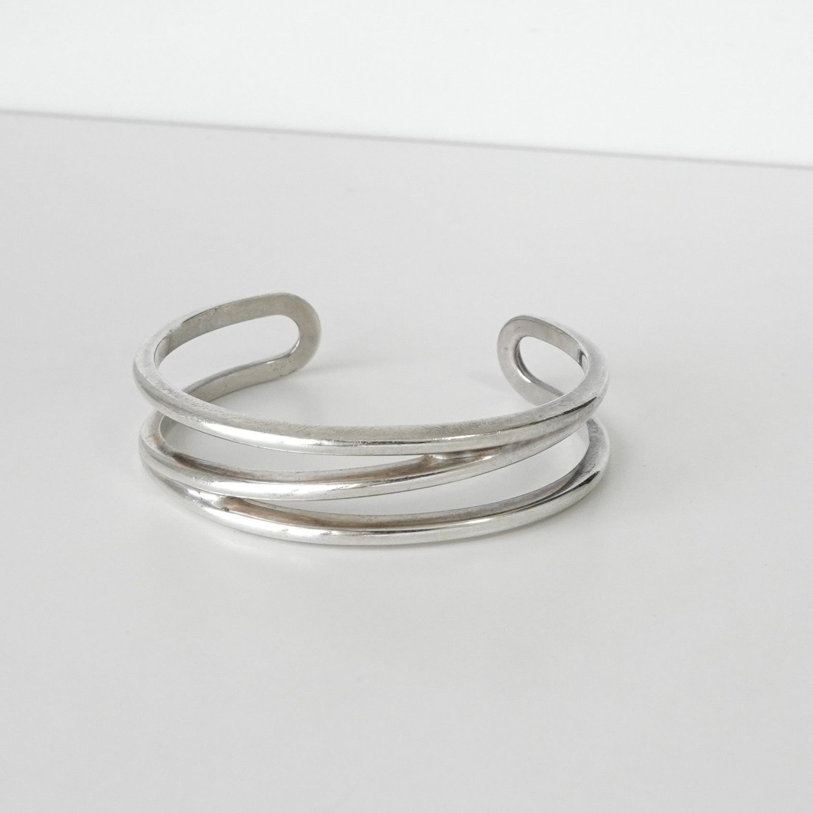 BlackFriday 割引２０％オフ ティファニー ダイアゴナル シルバー925 バングル