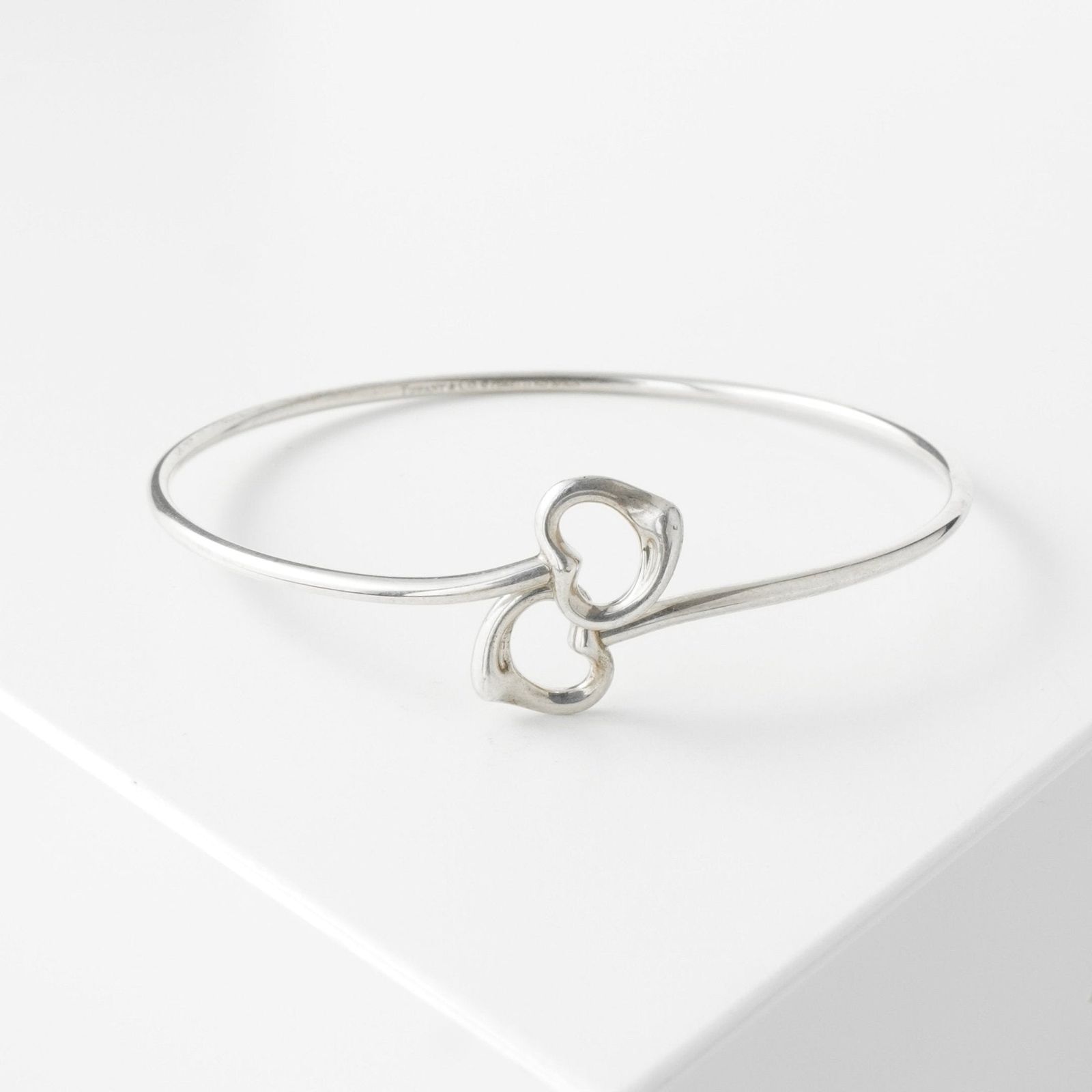 ティファニー ダブルオープンハート シルバー925 バングル - メルカリ