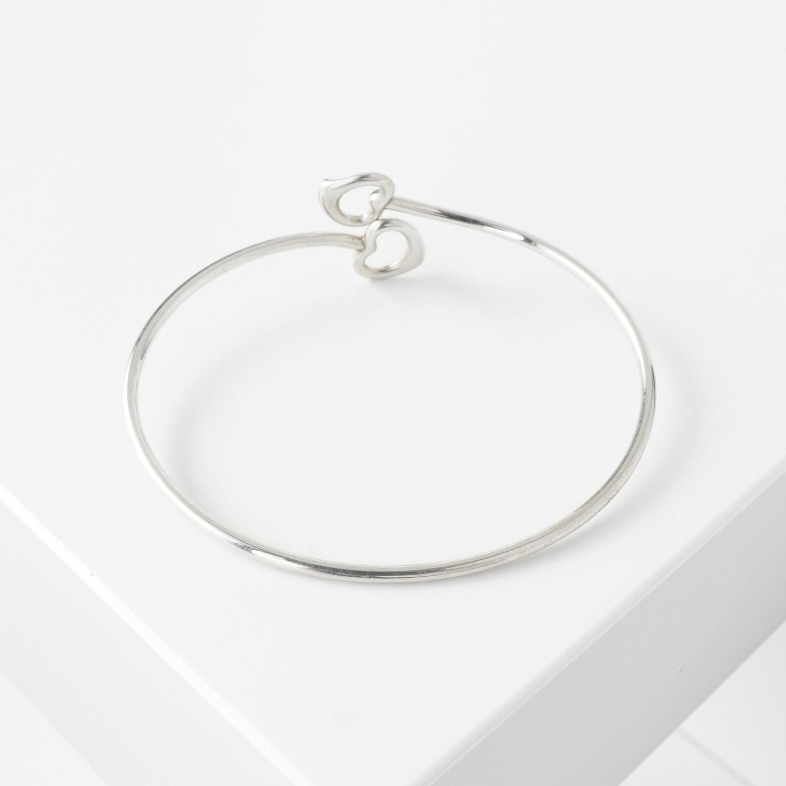 ティファニー ダブルオープンハート シルバー925 バングル - メルカリ