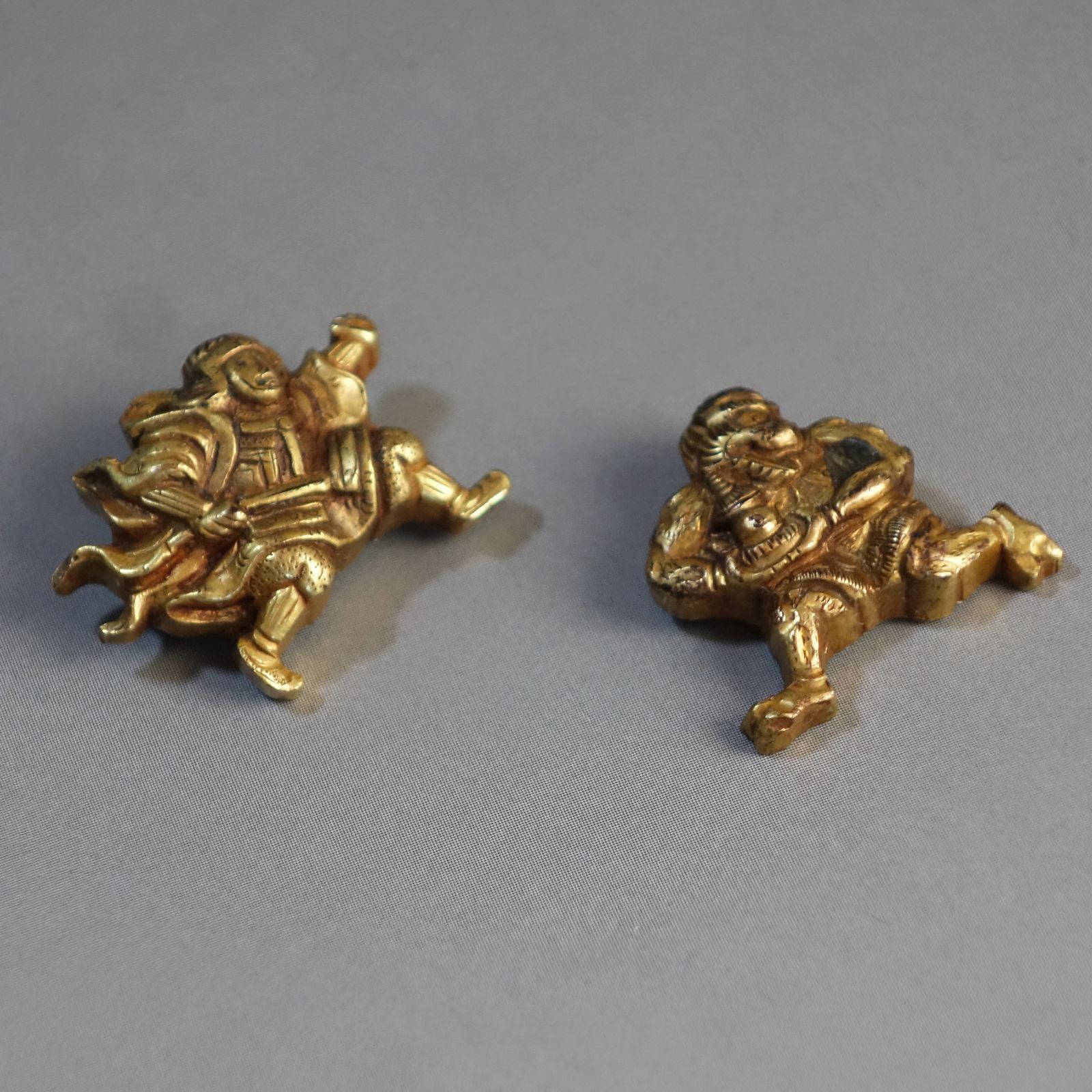 ゆさん専用　目貫　刀装具　骨董 刀装具 m-68 目貫 後藤清乗 三番叟の図 赤銅地金色絵（特別貴重刀装具