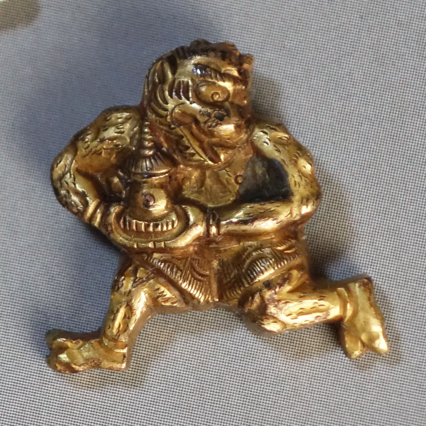 純銀製　緒締　鶴　金象嵌　骨董古美術　在銘 純銀製 緒締 鶴 金象嵌 骨董古美術 在銘 純銀製 緒締