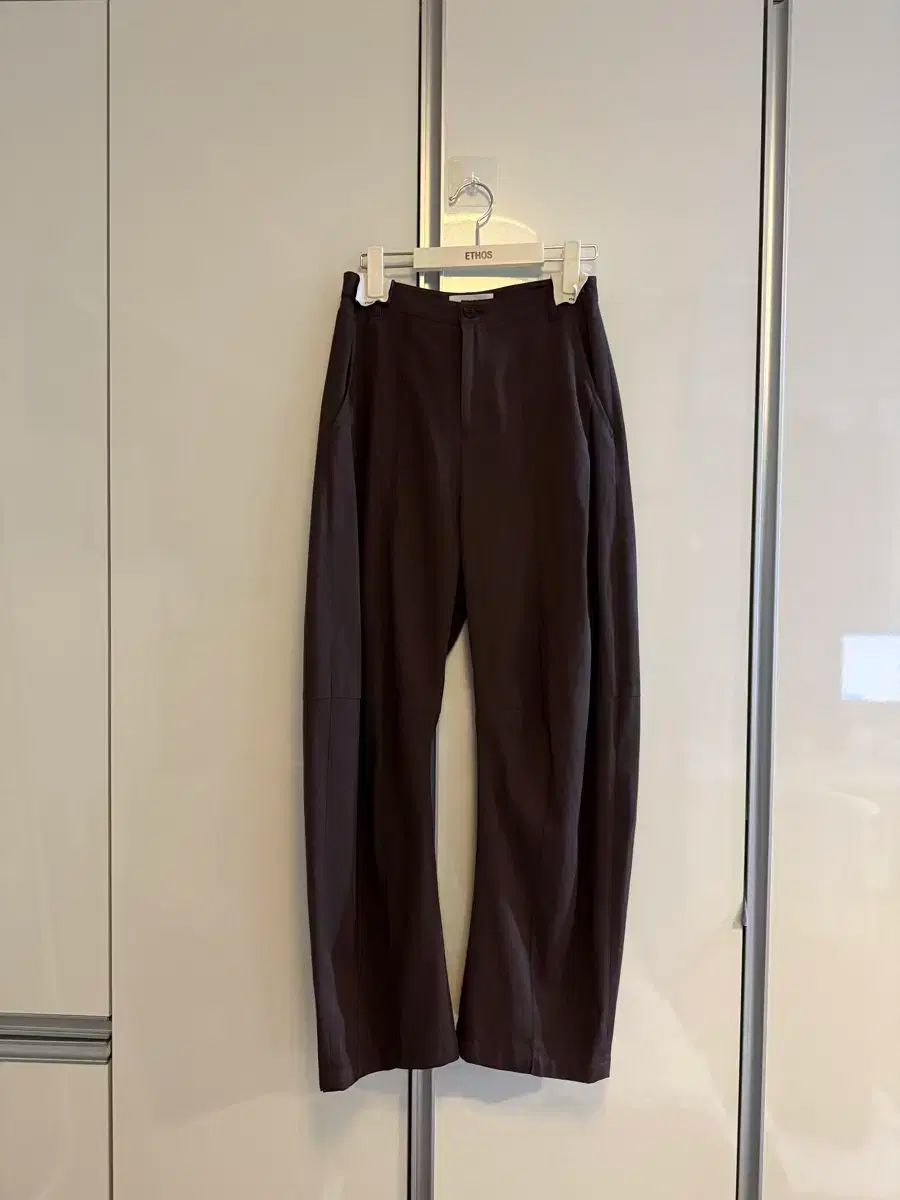 Ethos エートス ワイドカーブドパンツ ブラウン S