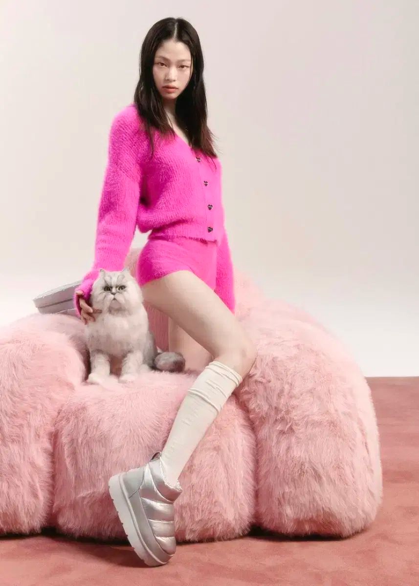 Mardi Mercredi マルディメクルディ フラッフィー Vネック カーディガン FUCHSIA