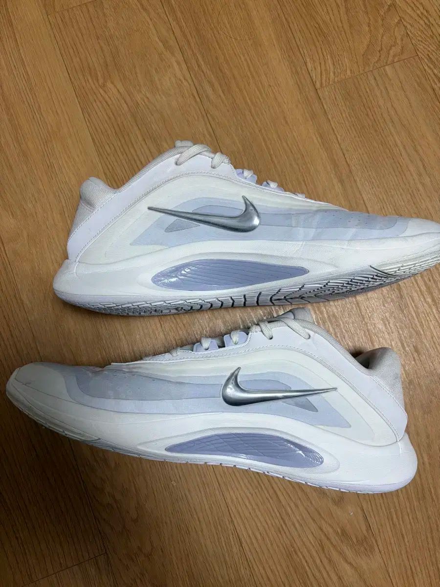 エイワン バスケシューズ