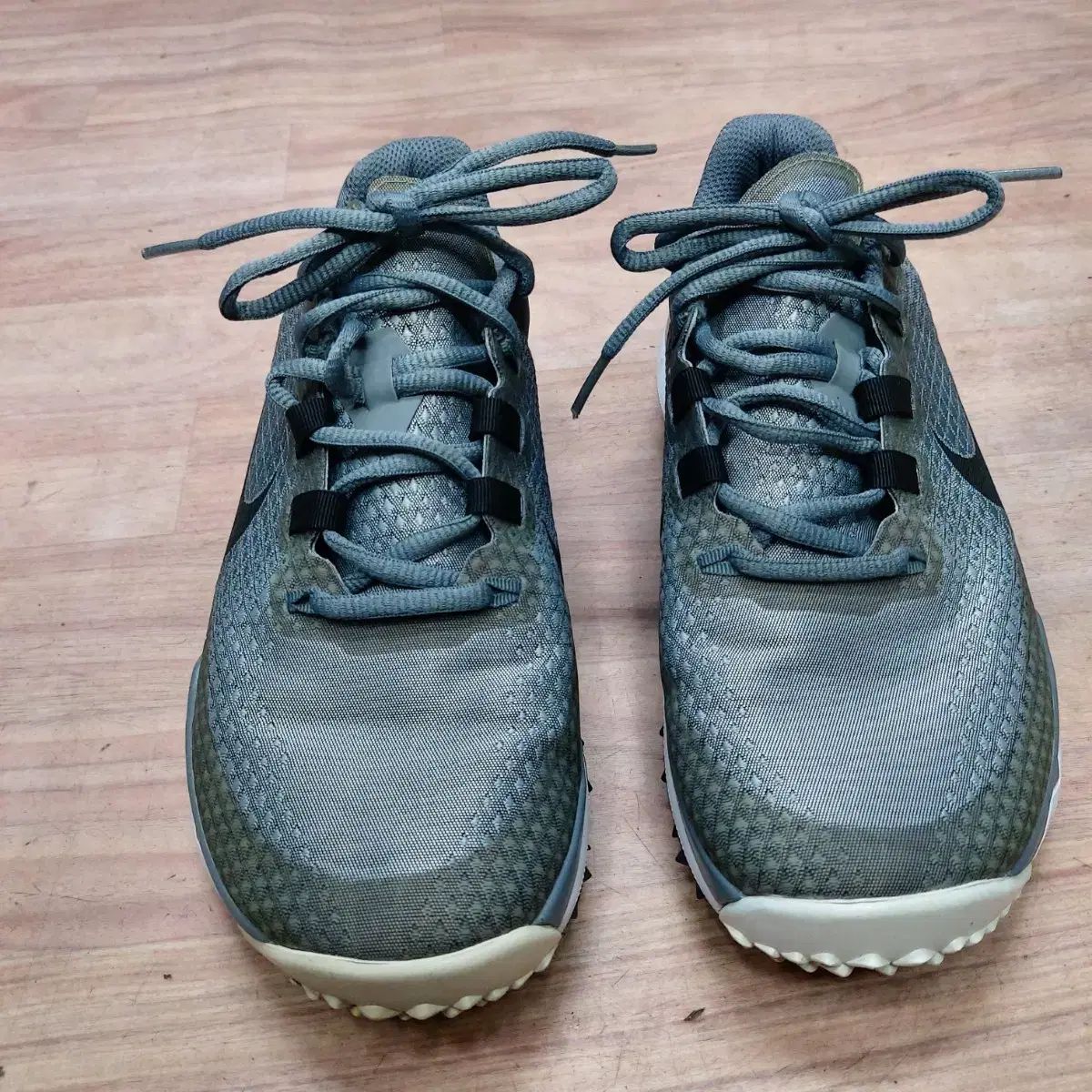 ナイキ　NIKE ゴルフシューズ TW タイガーウッズモデル ナイキゴルフ ティーダブリュサーティーン｜NIKE GOLF TW'13』タイガー