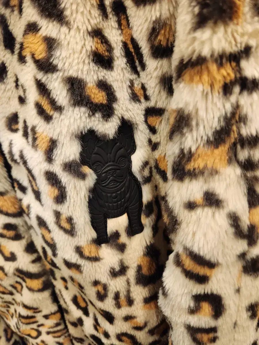 LIFEWORK ヒョウ柄パータン リバーシブル WHO フード