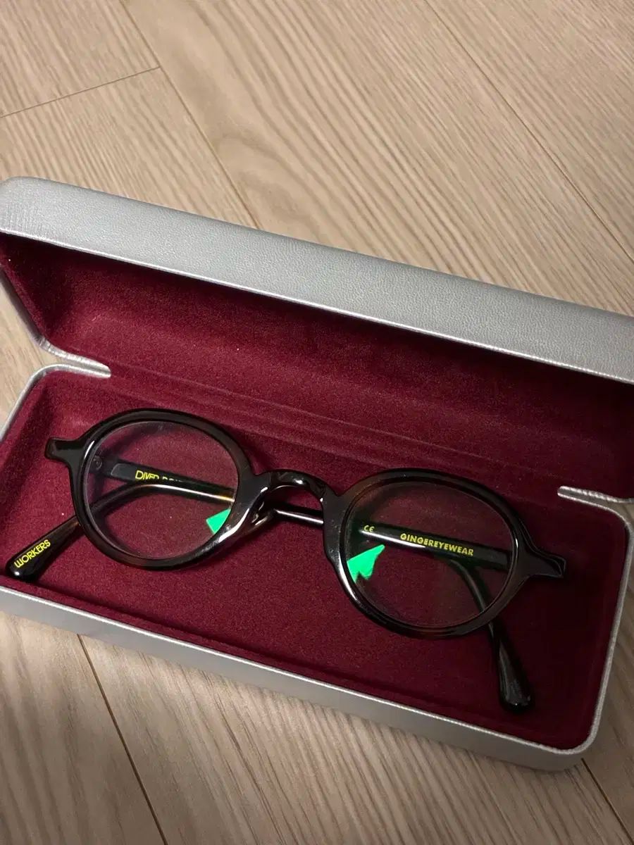 ジンジャーアイウェア ダイバーボールド バスク