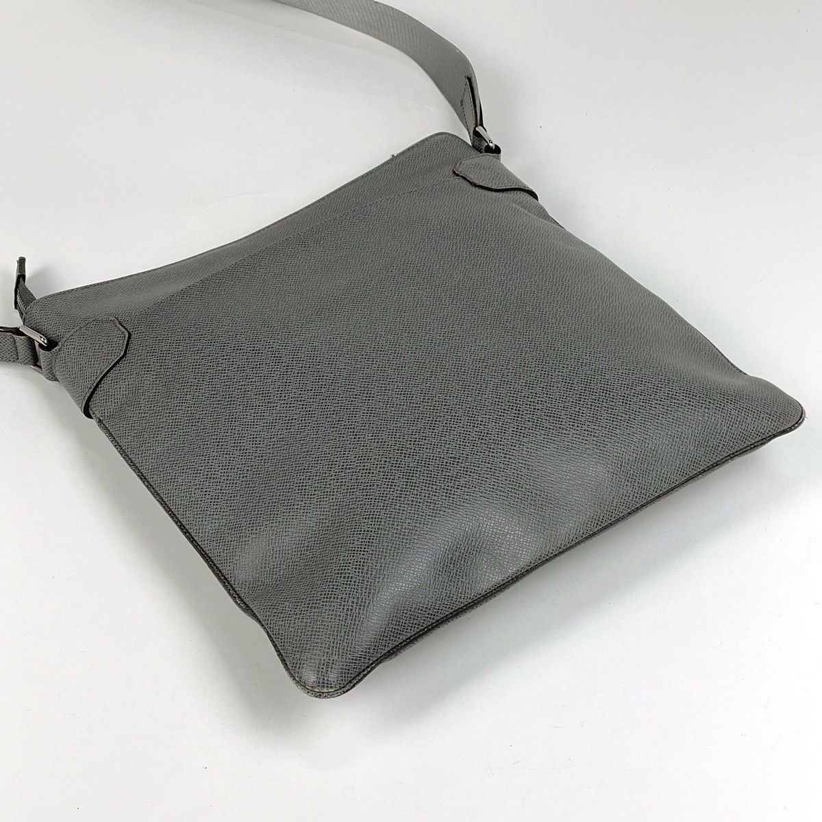 ルイ・ヴィトン Louis Vuitton サシャ 斜め掛け ショルダーバッグ