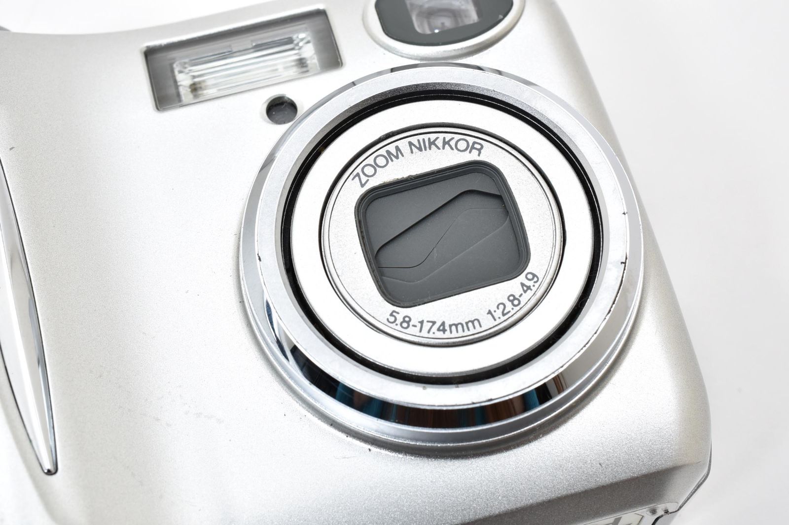 レトロ/CCD】Nikon COOLPIX 4100 本体 完動品 単三電池駆動 オールド