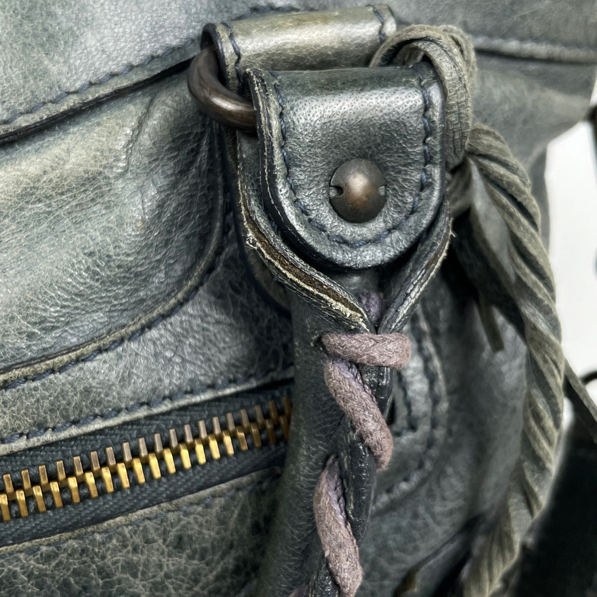  バレンシアガ ザ シティ 2 WAY ショルダーバック カーキ ハンドバッグ レザー グリーンベージュ 213048 レディース ハンドバッグ バッグ