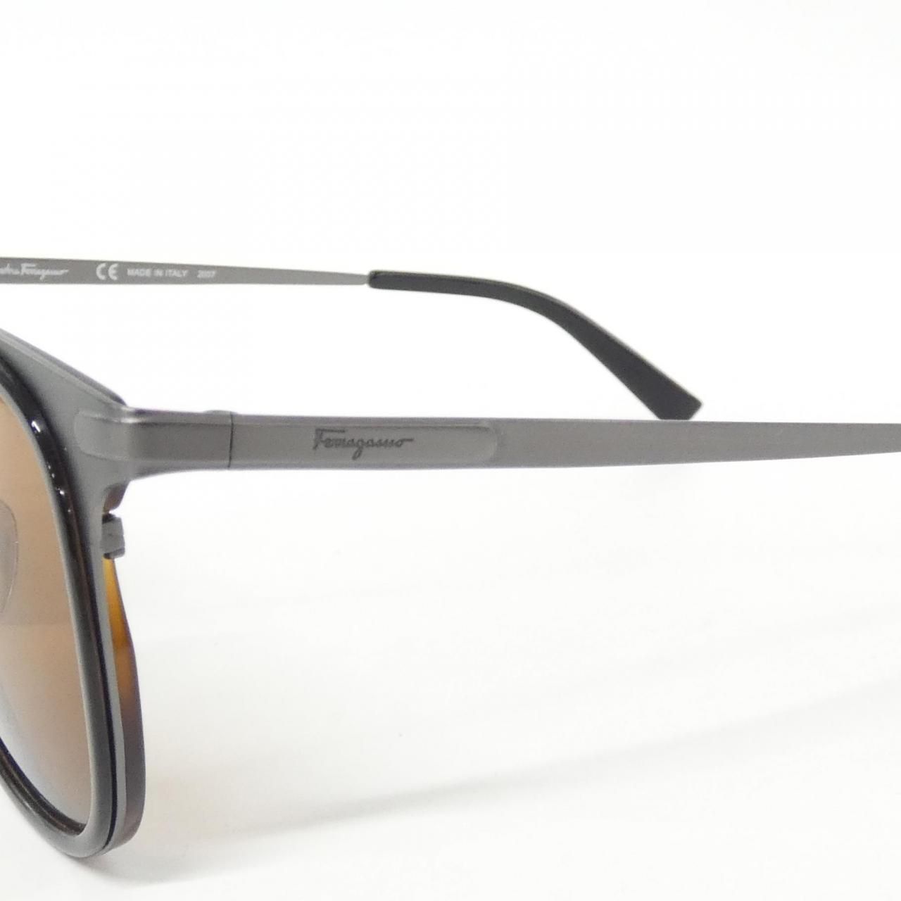  サルヴァトーレフェラガモ SF 218 S サングラス サングラス 小物