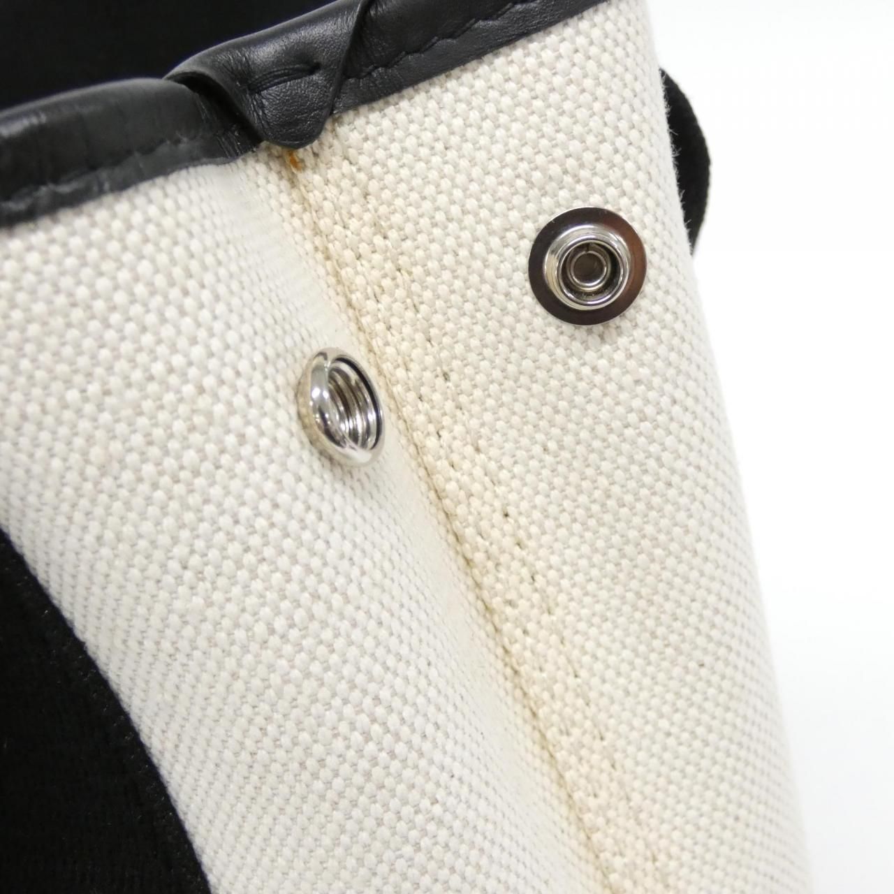 バレンシアガ ネイビー