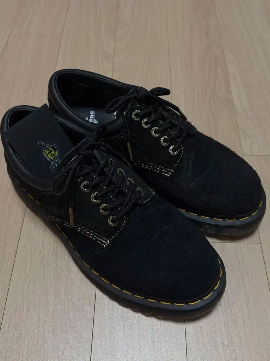 ドクターマーチン 8053