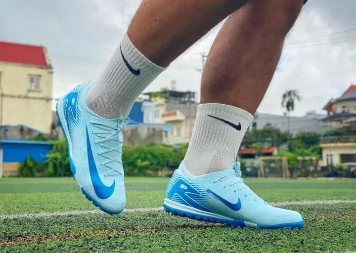 ナイキ ズーム マーキュリアル ベイパー 16 プロ TF 290mm